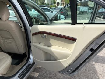 Volvo S80 3.2 SE Lux Saloon 4dr Petrol Geartronic AWD (255 g/km, 235 bhp)