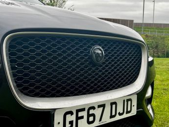 Jaguar F-Pace 2.0 D180 R-Sport SUV 5dr Diesel Auto Euro 6 (s/s) (180 ps)