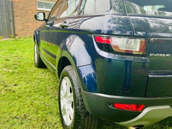 Land Rover Range Rover Evoque 2.0 TD4 SE Tech SUV 5dr Diesel Auto 4WD Euro 6 (s/s) (180 ps)