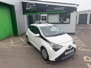 Toyota AYGO 1.0 VVT-i x-play Hatchback 5dr Petrol Manual Euro 6 (Safety Sens