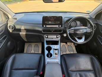 Hyundai Kona 64kWh Premium SE SUV 5dr Electric Auto (7kW Charger) (204 ps)