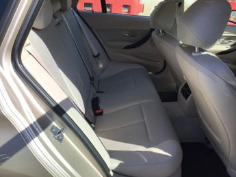 BMW 3 Series 2.0 328i Modern Touring 5dr Petrol Auto Euro 6 (s/s) (245 ps)