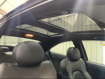 Mercedes-Benz CLC Class 1.8 CLC180K Sport Coupe 3dr Petrol Auto Euro 4 (143 ps) JUST 71k