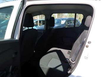 Dacia Sandero 1.2 Ambiance Hatchback 5dr Petrol Manual Euro 6 (75 ps)