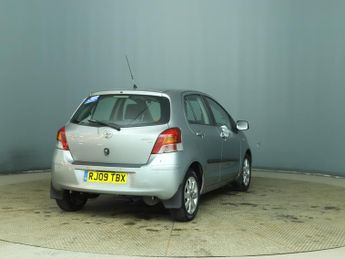 Toyota Yaris 1.33 Dual VVT-i TR Hatchback 5dr Petrol MultiMode Euro 4 (s/s) (