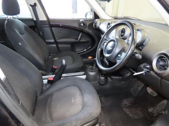 Mini Countryman 1.6 One SUV 5dr Petrol Steptronic Euro 5 (98 ps)