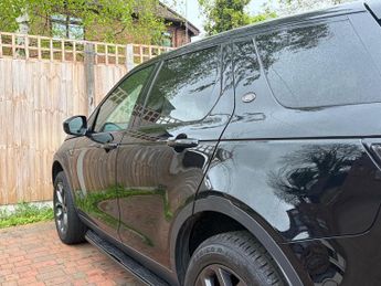 Land Rover Discovery Sport 2.0 TD4 Landmark SUV 5dr Diesel Auto 4WD Euro 6 (s/s) (180 ps)
