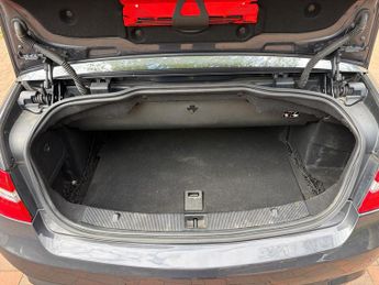 Mercedes-Benz E Class 2.1 E250 CDI BlueEfficiency Sport Cabriolet 2dr Diesel G-Tronic+