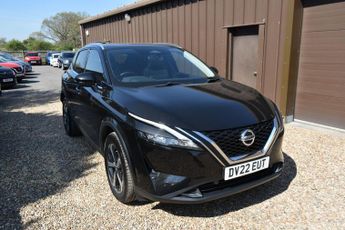 Nissan Qashqai 1.3 DIG-T MHEV N-Connecta XTRON Euro 6 (s/s) 5dr