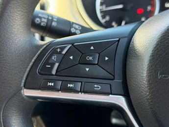 Nissan Micra 1.0 IG-T Acenta Hatchback 5dr Petrol XTRON Euro 6 (s/s) (92 ps)