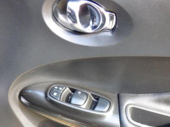 Nissan Juke 1.6 Tekna XTRON Euro 6 5dr