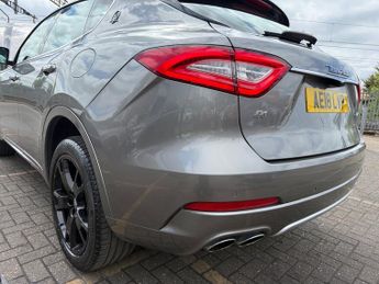 Maserati Levante 3.0D V6 SUV 5dr Diesel ZF 4WD Euro 6 (s/s) (275 ps)