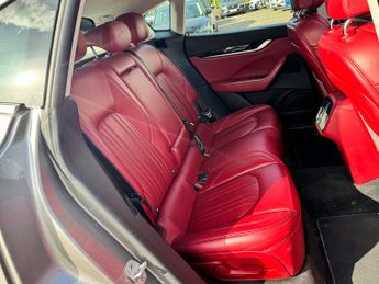 Maserati Levante 3.0D V6 SUV 5dr Diesel ZF 4WD Euro 6 (s/s) (275 ps)