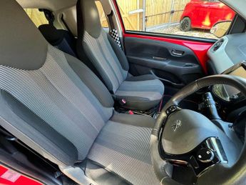 Peugeot 108 1.2 VTi PureTech Allure Top! Euro 5 3dr