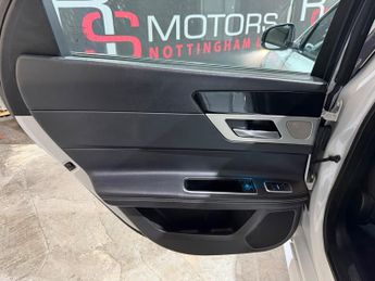 Jaguar XF 2.0d R-Sport Saloon 4dr Diesel Auto Euro 6 (s/s) (180 ps)