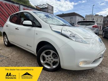 Nissan Leaf 24kWh Acenta Hatchback 5dr Electric Auto (109 bhp)