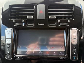 Nissan LEAF 24kWh Acenta Hatchback 5dr Electric Auto (109 bhp)