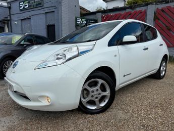Nissan LEAF 24kWh Acenta Hatchback 5dr Electric Auto (109 bhp)