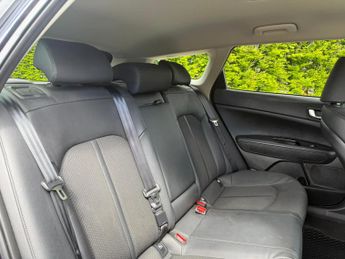 Kia Optima 1.7 CRDi 3 Sportswagon 5dr Diesel DCT Euro 6 (s/s) (139 bhp)