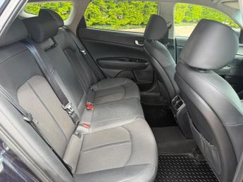 Kia Optima 1.7 CRDi 3 Sportswagon 5dr Diesel DCT Euro 6 (s/s) (139 bhp)