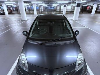 Toyota Aygo 1.0 VVT-i + Hatchback 5dr Petrol MultiMode Euro 4 (67 bhp)