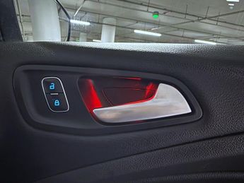 Ford Kuga 1.5T EcoBoost Titanium SUV 5dr Petrol Auto AWD Euro 6 (s/s) (182