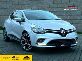 Renault Clio 0.9 TCe Iconic Hatchback 5dr Petrol Manual Euro 6 (s/s) (75 ps)