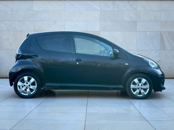 Toyota Aygo 1.0 VVT-i Fire Hatchback 5dr Petrol MultiMode Euro 5 (a/c) (67 p