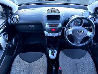 Toyota Aygo 1.0 VVT-i Fire Hatchback 5dr Petrol MultiMode Euro 5 (a/c) (67 p