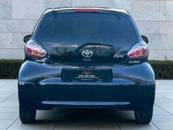 Toyota Aygo 1.0 VVT-i Fire Hatchback 5dr Petrol MultiMode Euro 5 (a/c) (67 p