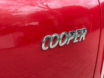 Mini Countryman 1.6 Cooper SUV 5dr Petrol Auto Euro 6 (122 ps)