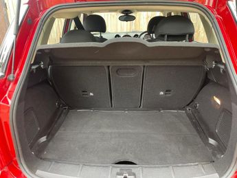 Mini Countryman 1.6 Cooper SUV 5dr Petrol Auto Euro 6 (122 ps)