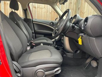 Mini Countryman 1.6 Cooper SUV 5dr Petrol Auto Euro 6 (122 ps)