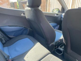 Hyundai i10 1.2 Premium SE Hatchback 5dr Petrol Auto Euro 5 (87 ps)