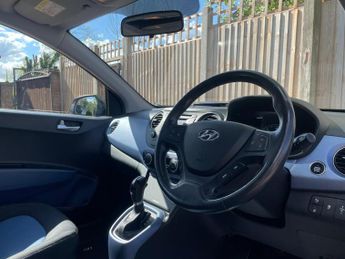 Hyundai i10 1.2 Premium SE Hatchback 5dr Petrol Auto Euro 5 (87 ps)