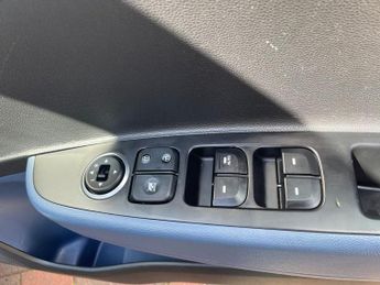 Hyundai i10 1.2 Premium SE Hatchback 5dr Petrol Auto Euro 5 (87 ps)