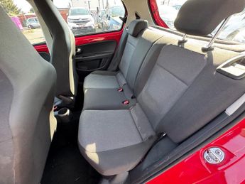 Volkswagen UP! 1.0 Move up Hatchback 5dr Petrol Manual Euro 5 (60 ps)