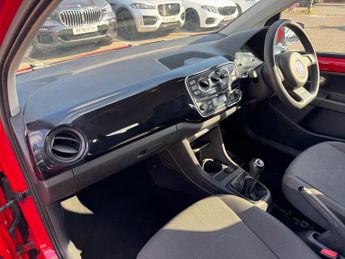 Volkswagen UP! 1.0 Move up Hatchback 5dr Petrol Manual Euro 5 (60 ps)