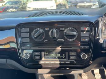 Volkswagen UP! 1.0 Move up Hatchback 5dr Petrol Manual Euro 5 (60 ps)