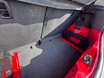 Volkswagen UP! 1.0 Move up Hatchback 5dr Petrol Manual Euro 5 (60 ps)