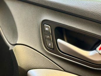 Hyundai Santa Fe 2.2 CRDi Blue Drive Premium SE SUV 5dr Diesel Auto 4WD  (7 Seat)