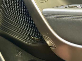 Hyundai Santa Fe 2.2 CRDi Blue Drive Premium SE SUV 5dr Diesel Auto 4WD  (7 Seat)