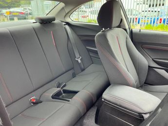 BMW 2 Series 2.0 220d Sport Coupe 2dr Diesel Auto Euro 6 (s/s) (184 ps)