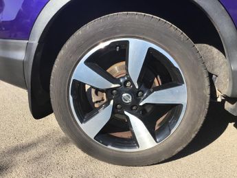 Nissan Qashqai 1.2 DIG-T N-Connecta SUV 5dr Petrol Manual 2WD Euro 6 (s/s) (115