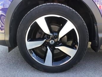 Nissan Qashqai 1.2 DIG-T N-Connecta SUV 5dr Petrol Manual 2WD Euro 6 (s/s) (115