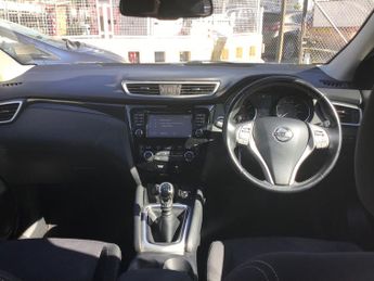 Nissan Qashqai 1.2 DIG-T N-Connecta SUV 5dr Petrol Manual 2WD Euro 6 (s/s) (115