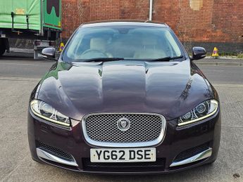 Jaguar XF 2.2d Premium Luxury Saloon 4dr Diesel Auto Euro 5 (s/s) (190 ps)