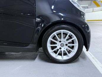 Smart ForTwo 1.0 MHD Passion Coupe 2dr Petrol Auto Euro 4 (71 bhp)