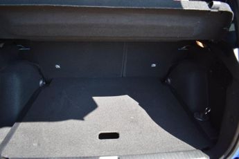 Vauxhall Frontera 44kWh Design Auto 5dr