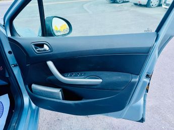 Peugeot 308 SW 1.6 e-HDi Active Estate 5dr Diesel EGC Euro 5 (s/s) (112 ps)